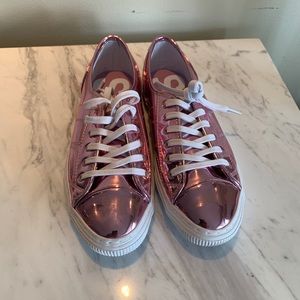 Superdry pink sneaker never worn